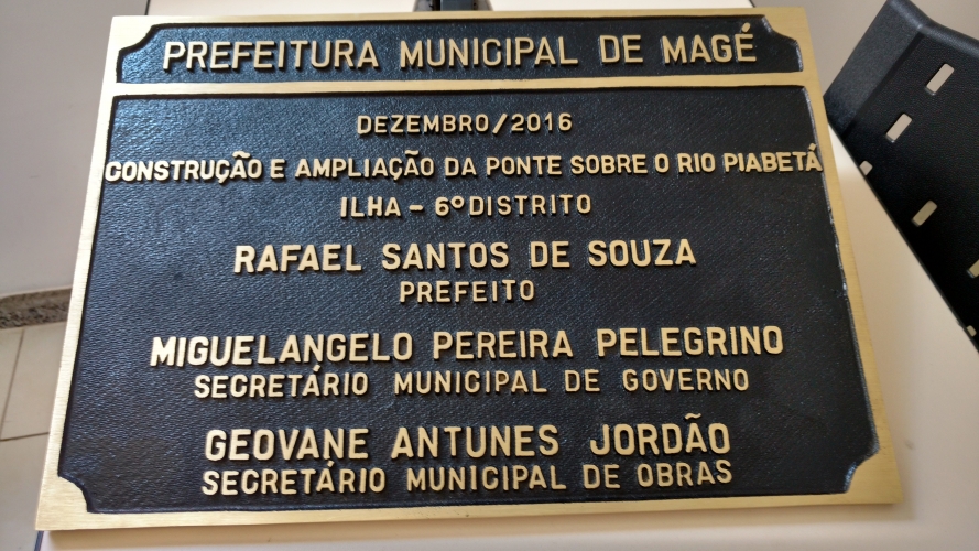 Placa de Bronze Fundido